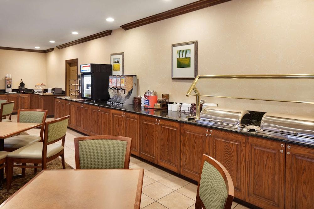 Country Inn & Suites By Radisson, Champaign North, Il Εξωτερικό φωτογραφία